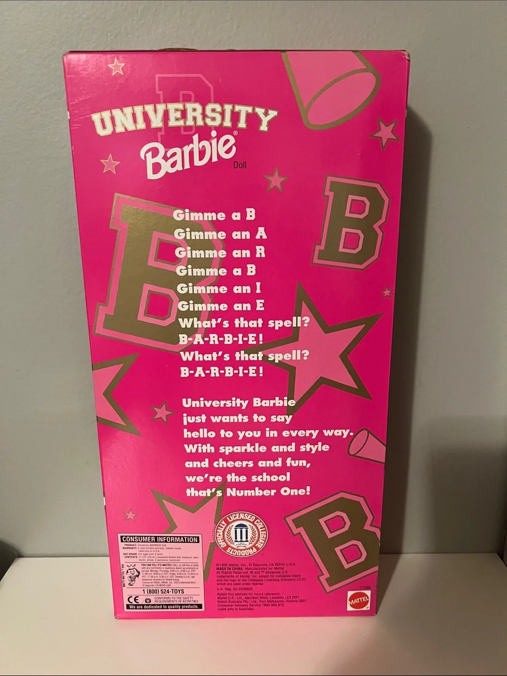 ‘University of Michigan’ Cheerleader Vintage Barbie Special Edition 1996 - NIB